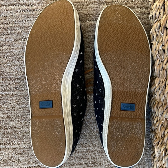 Keds X Taylor Swift denim canvas with white hearts, leather laces. Size 10 - Picture 7 of 8